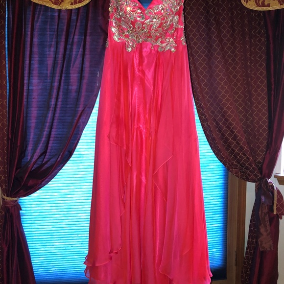 Prom dress - Picture 3 of 5